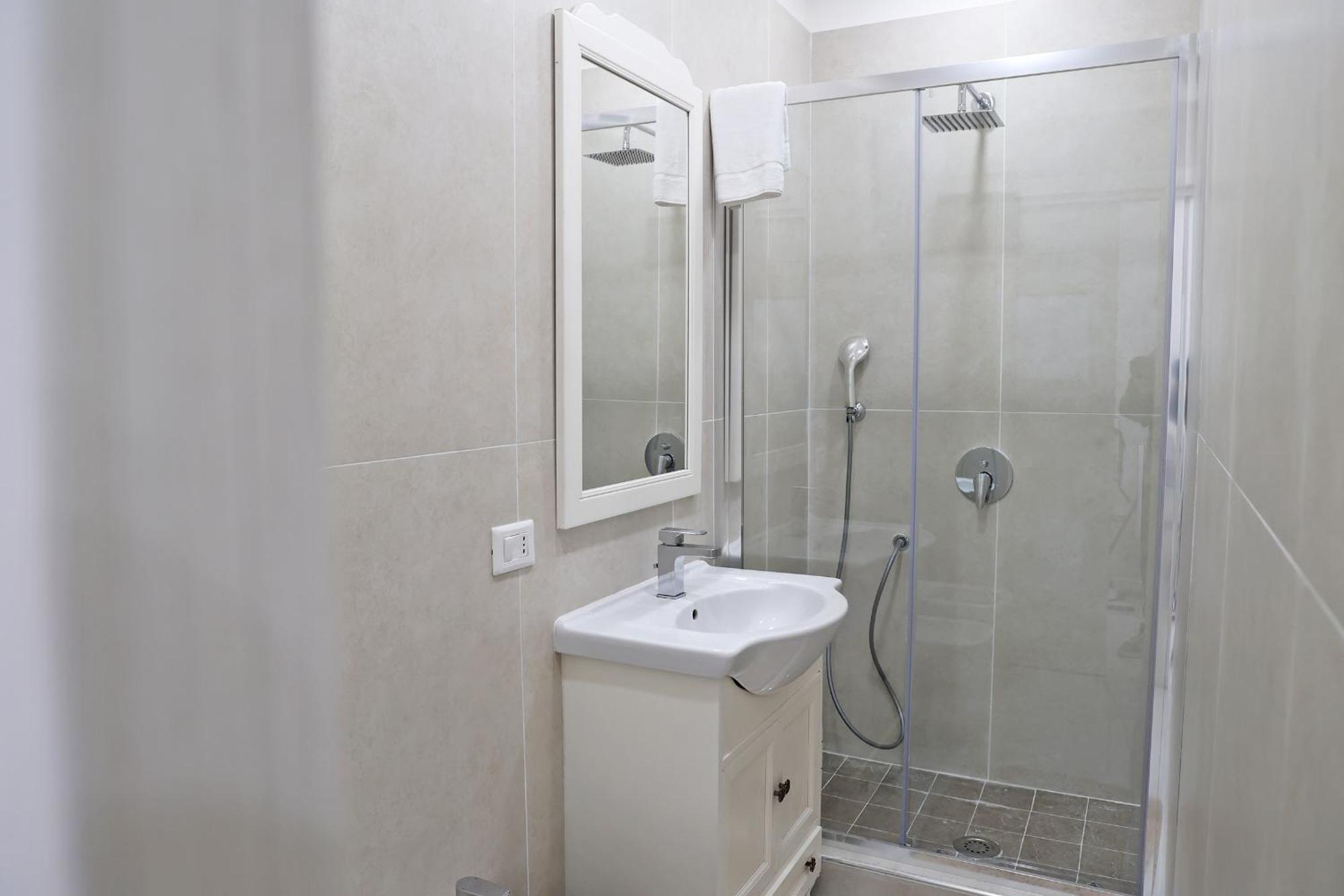 Appartamento L'Aurora House Napoli Esterno foto
