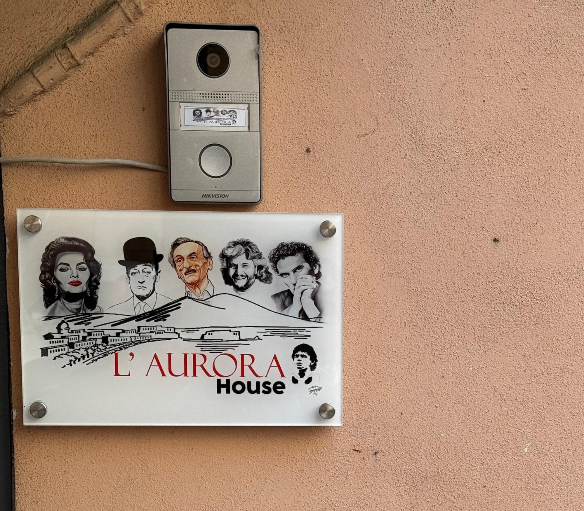Appartamento L'Aurora House Napoli Esterno foto